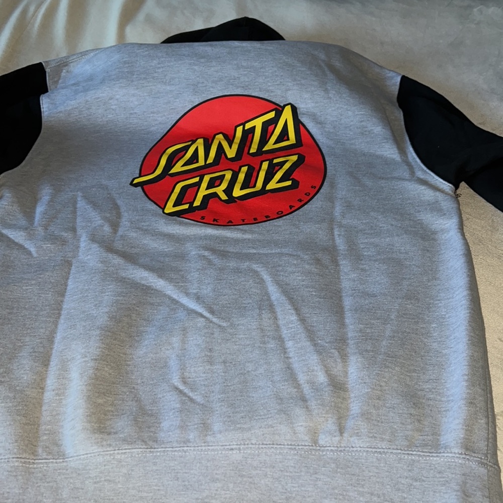 Santa Cruz Pullover Hoodie Size Medium - Picture 7 of 8